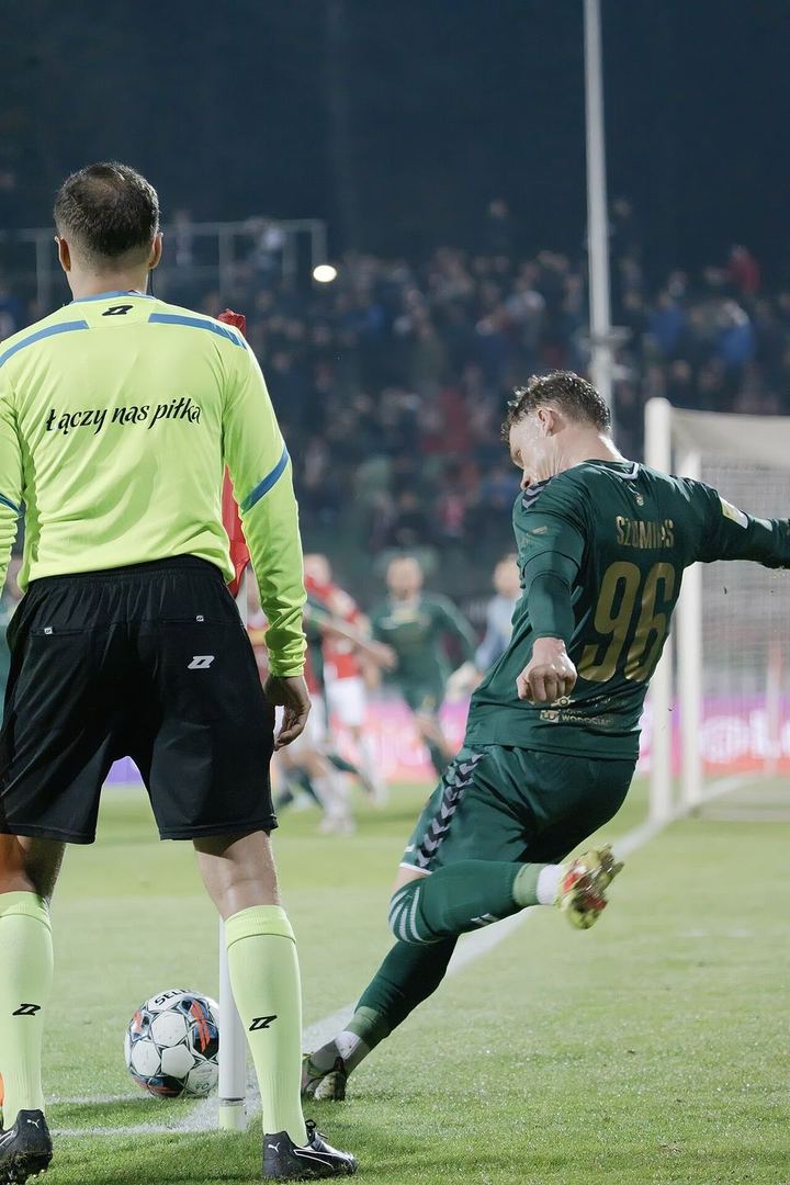 阿莫林亮相米兰发布会，与阿莱格里划清界限获认可｜OG真人（封面配图）